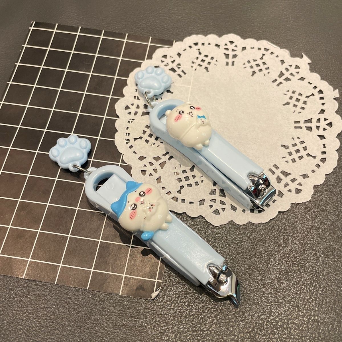 Travel Accessories Kids - かわいいちいかわネイルクリッパー キュートな漫画ハチワレデザイン 携帯用小型爪切り 子供 学生 家庭