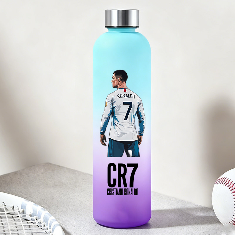 Travel Accessories Bottles - 900 ミリリットル CR7 ウォーターボトルカジュアルサッカースターロナウドスポーツボトルアウトドア旅行ジムフィットネス水差し子供ポータブル飲料カップ