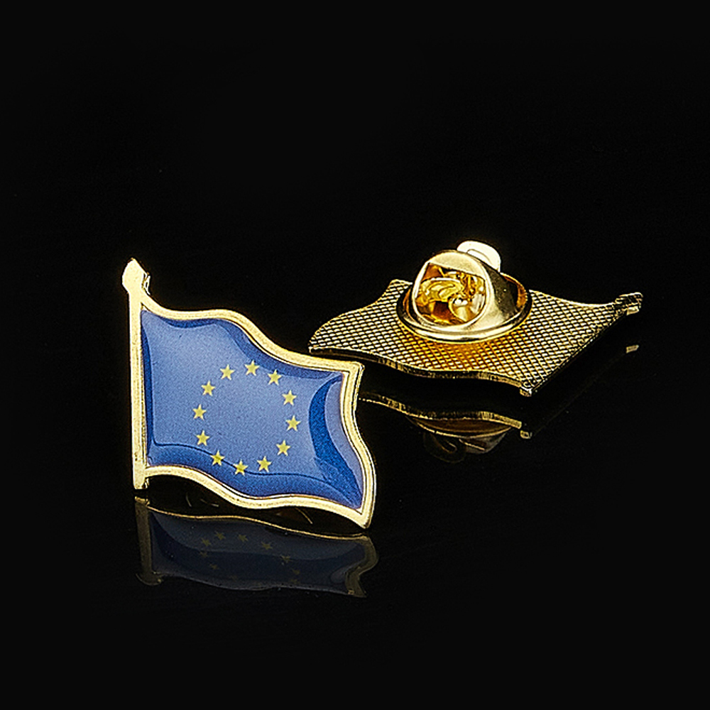 欧州連合の愛国心のバッジ、金メッキの手を振る旗の襟、スーツや - Travel Accessories For Europe のレビューと価格