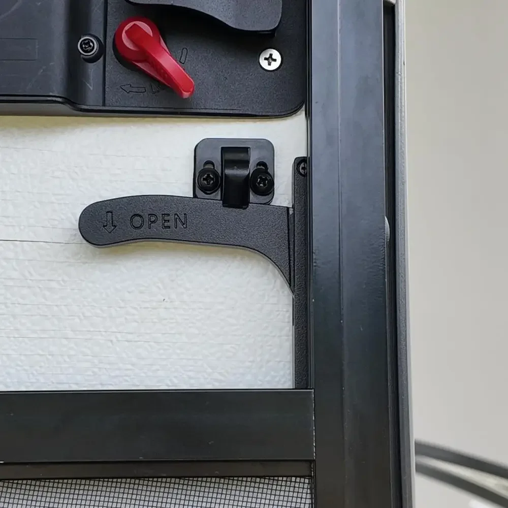 Safoner アルミニウム RV スクリーンドアラッチ右ハ - Travel Accessories Kit のレビューと価格