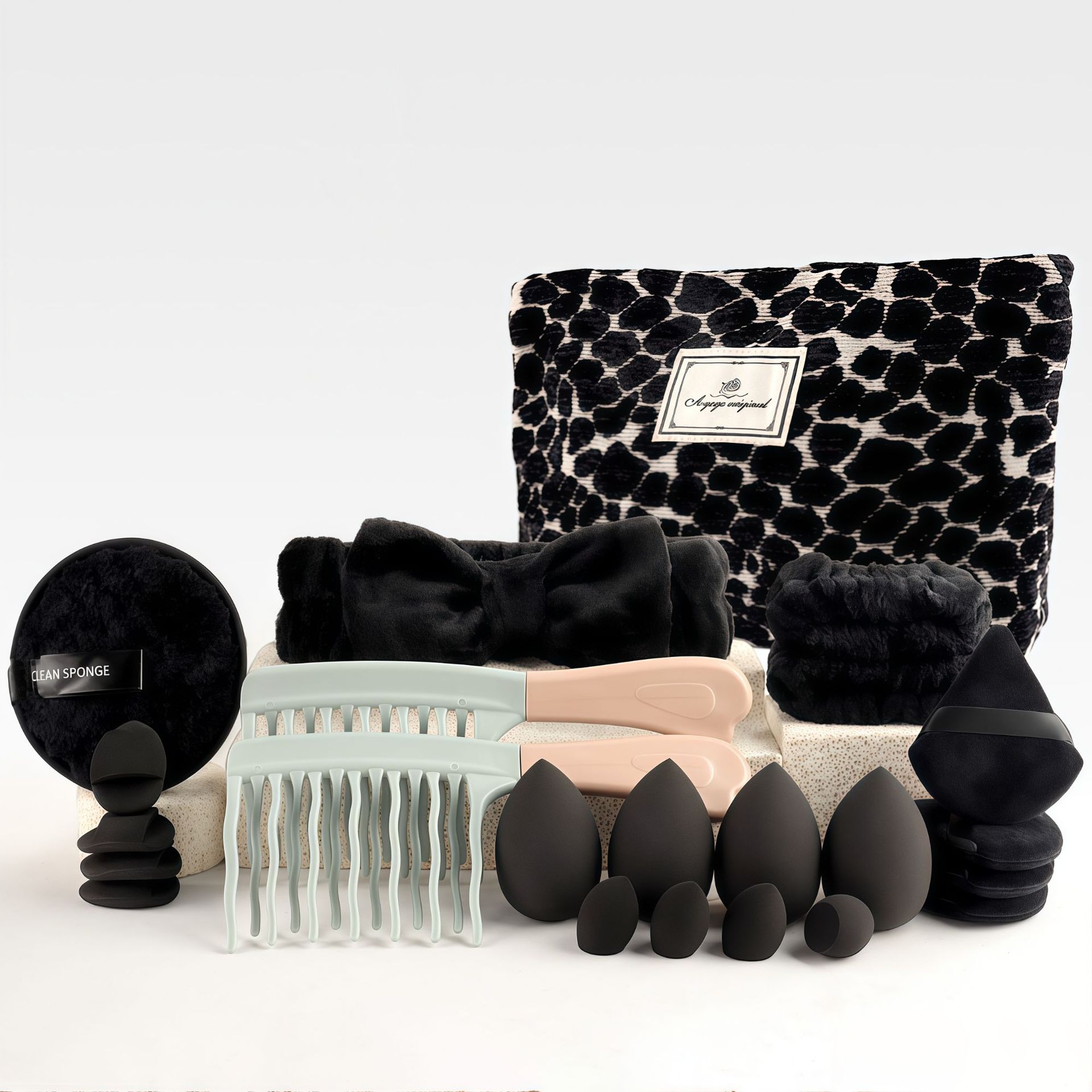 メイクブラシセット シックな香りのスタイル ビューティーツー - Travel Accessories Kit のレビューと価格