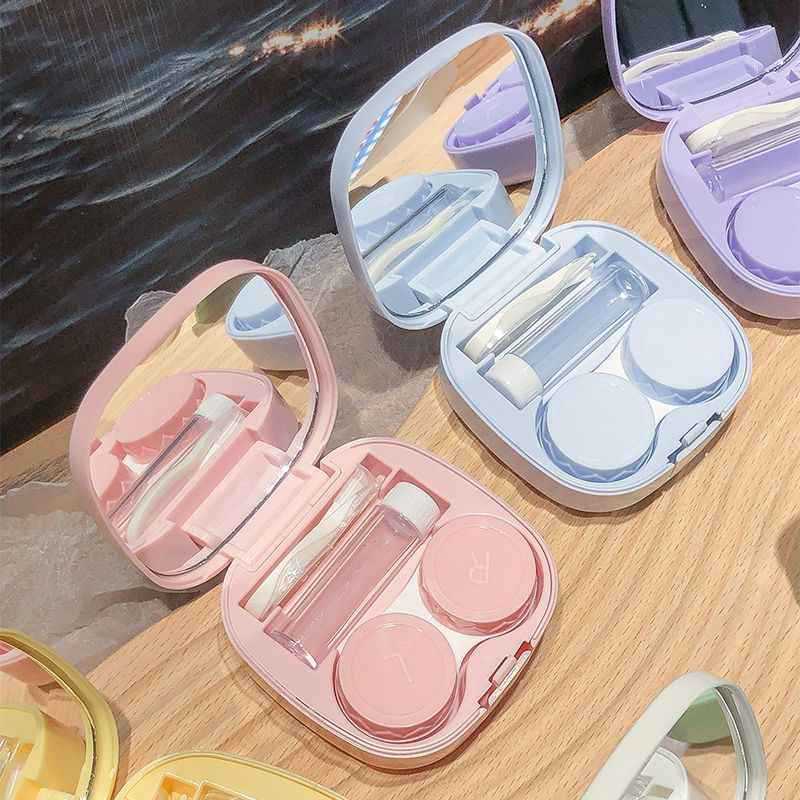 女性用ミラー付きミニスクエアコンタクトレンズケース1個、カラ - Travel Video Accessories のレビューと価格