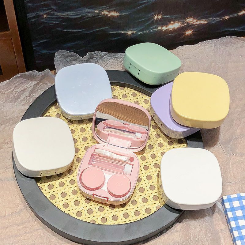 女性用ミラー付きミニスクエアコンタクトレンズケース1個、カラ - Travel Video Accessories のレビューと価格