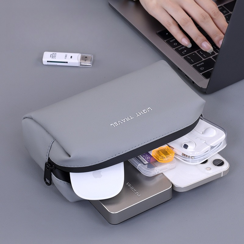 防水ポータブルトラベルオーガナイザーバッグ（充電器、ケーブル - Travel Accessories Bag のレビューと価格