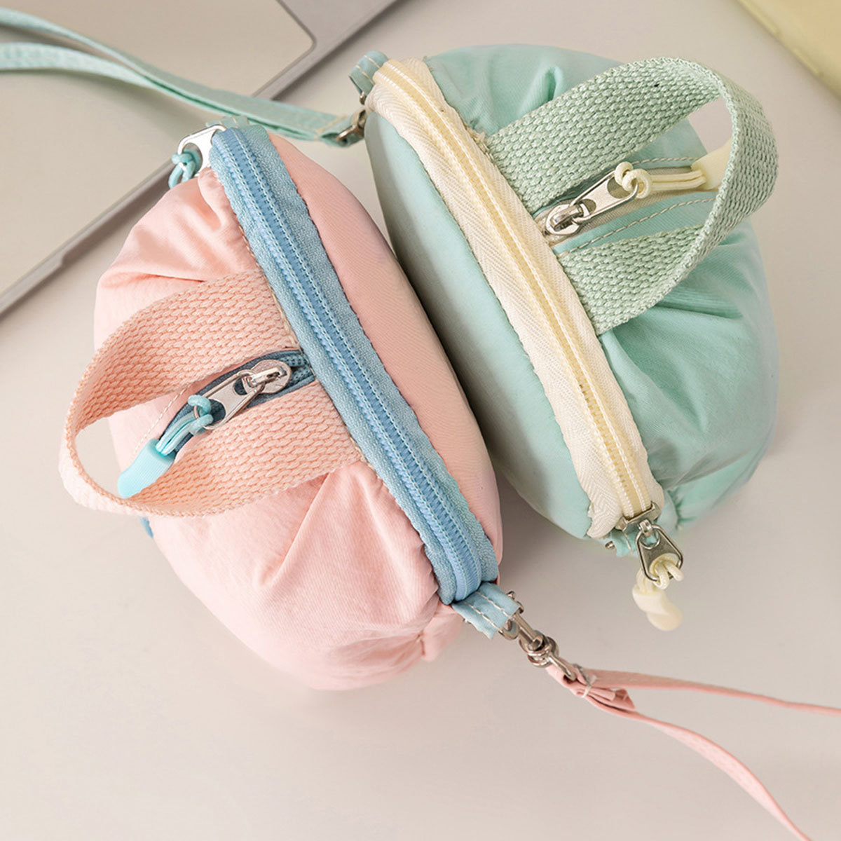 下着靴下収納バッグ小型で持ち運び可能な旅行用化粧品収納バッグ - Travel Accessories Bag のレビューと価格
