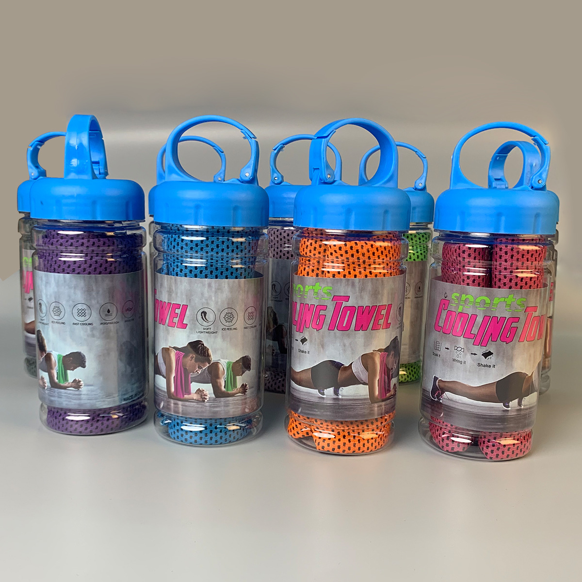 冷却タオルと携帯ボトル付き速乾スポーツタオル、ジム、ランニン - Travel Accessories Bottles のレビューと価格